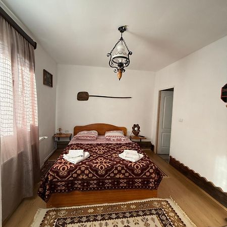 Casa Pe Valea Hartibaciului Guest House Barcut Eksteriør bilde