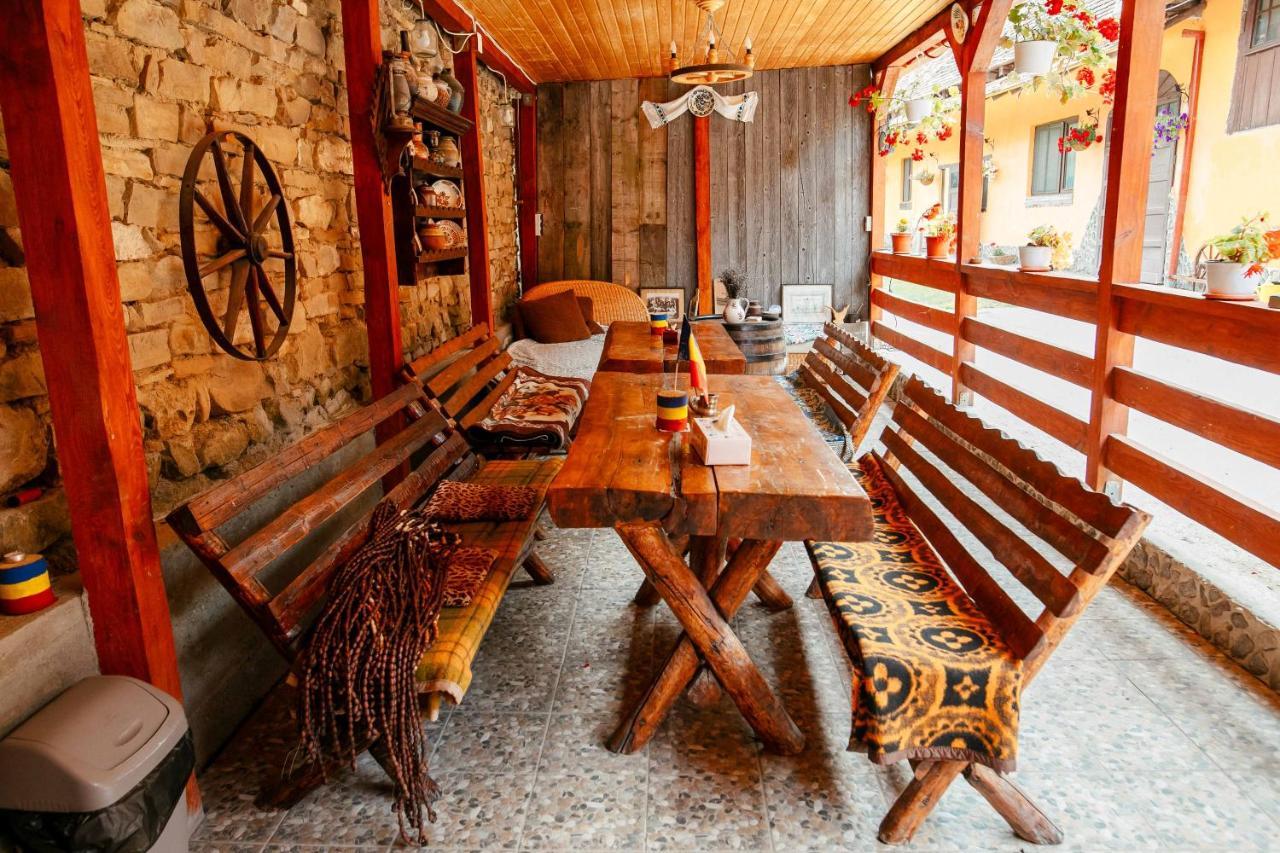 Casa Pe Valea Hartibaciului Guest House Barcut Eksteriør bilde